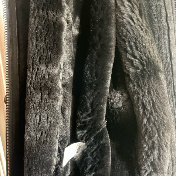 Men’s Theory shearling - Picture 4 of 6